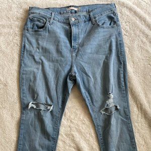 Levi's 721 Distressed High Rise Skinny Jean
